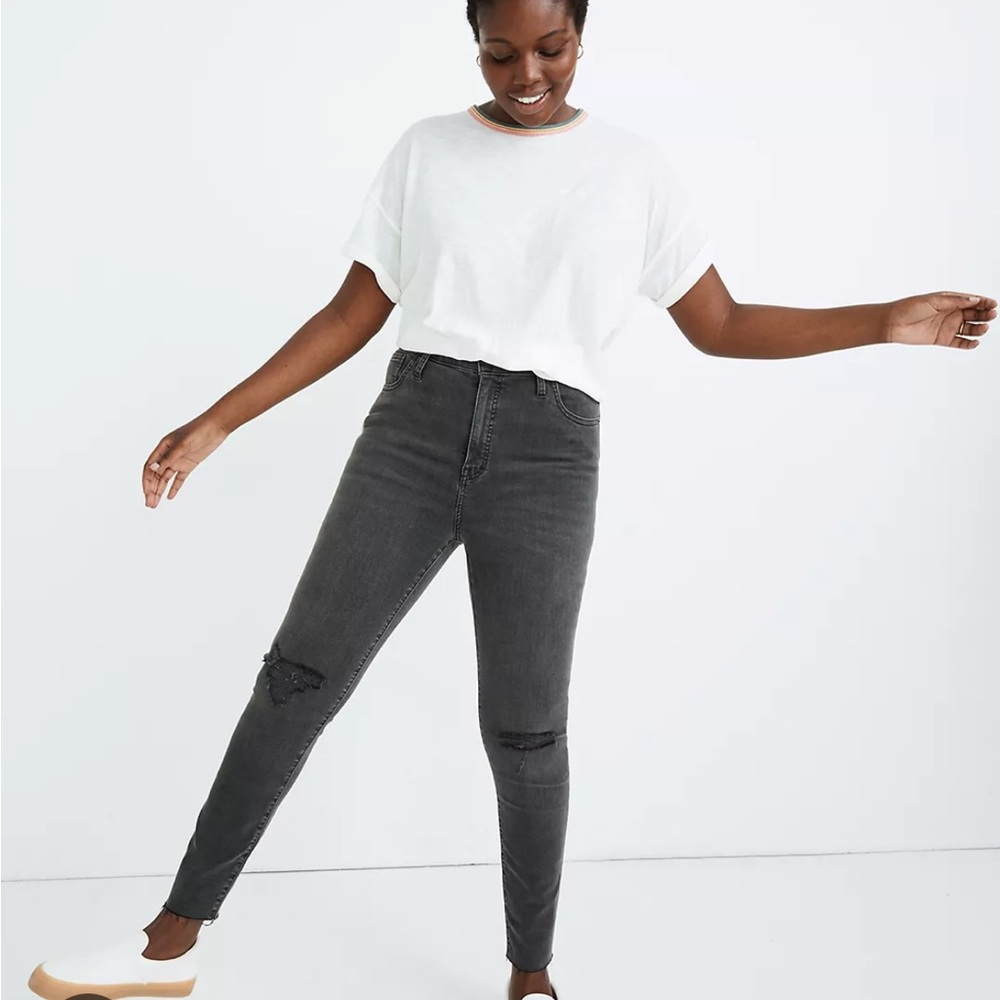 Madewell Curvy High Rise Skinny Jeans in Black Sea